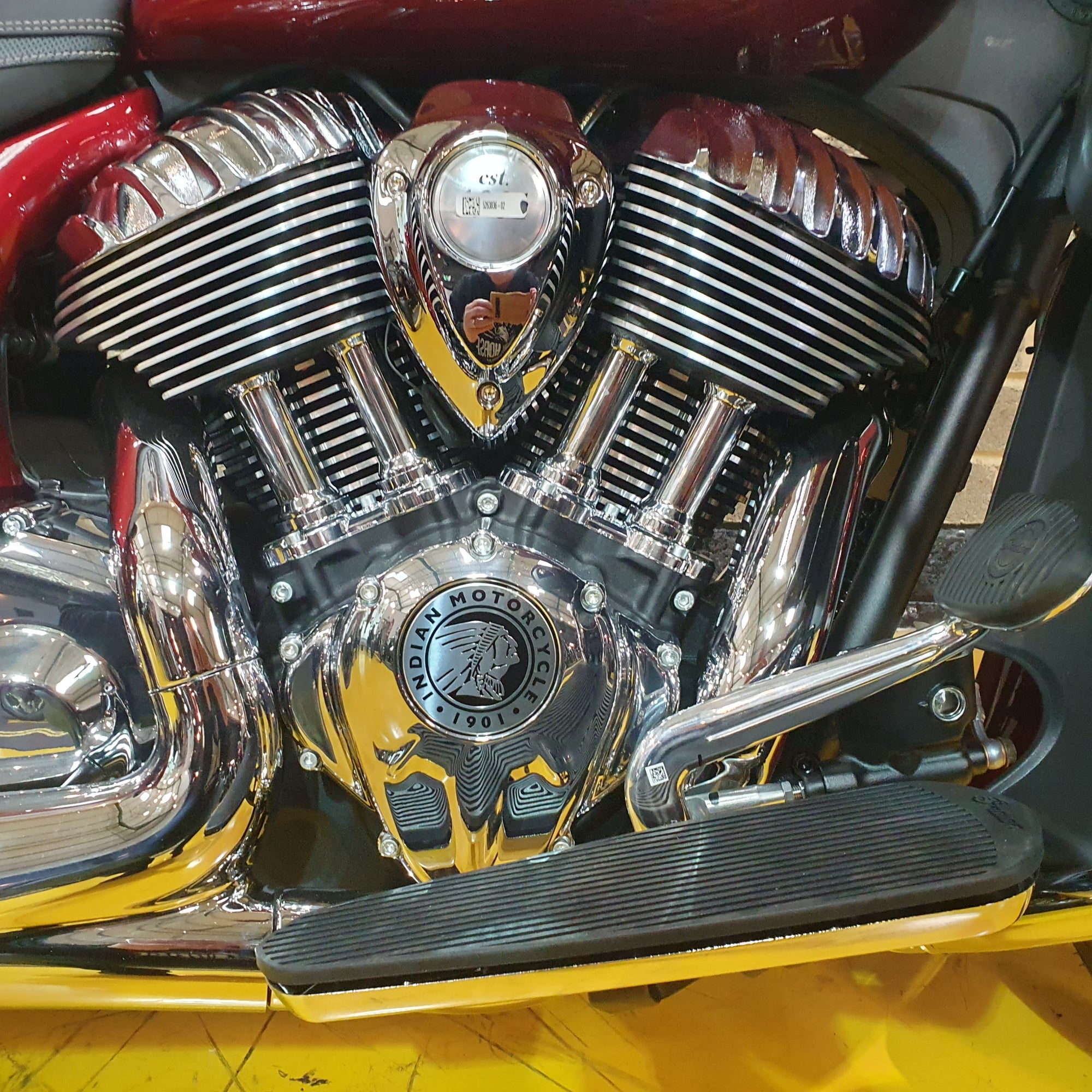 Indian Roadmaster Limited - Stryker Red Metallic