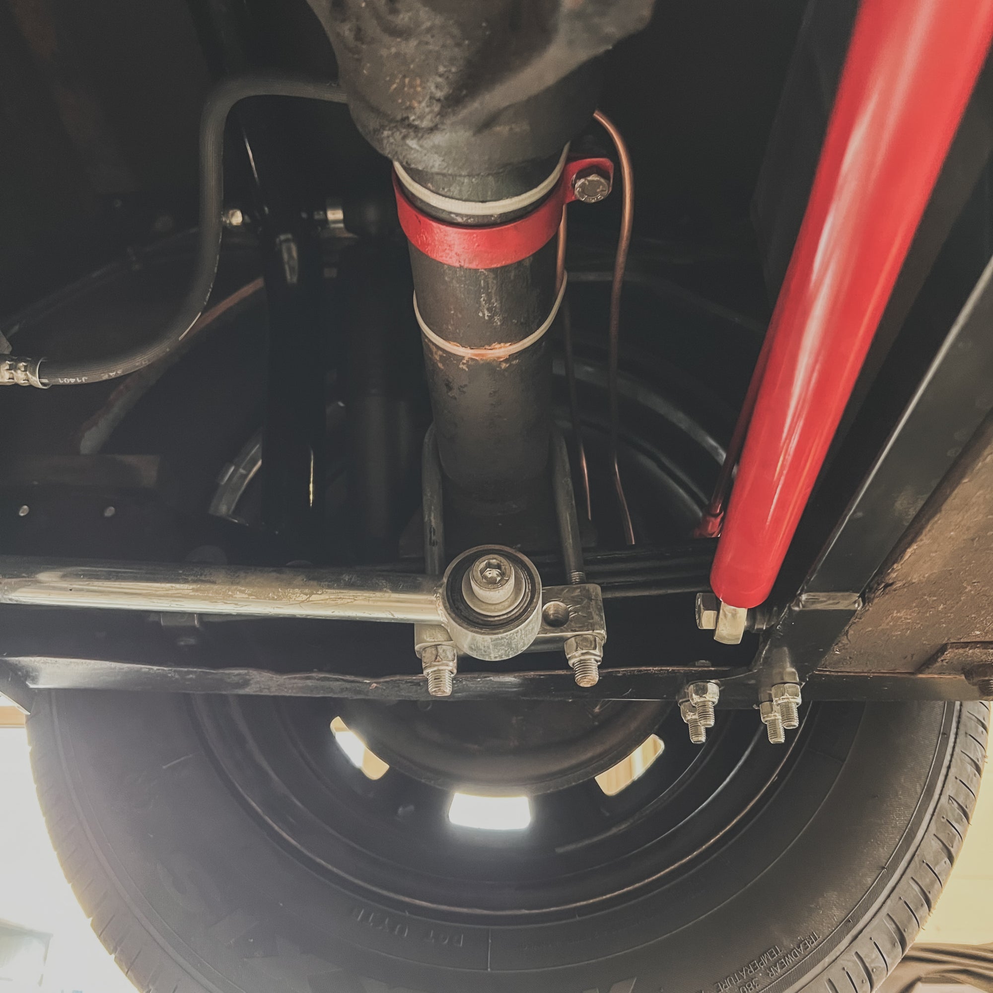 SOLD - Morgan 4/4 1.6 CVH - Sport red