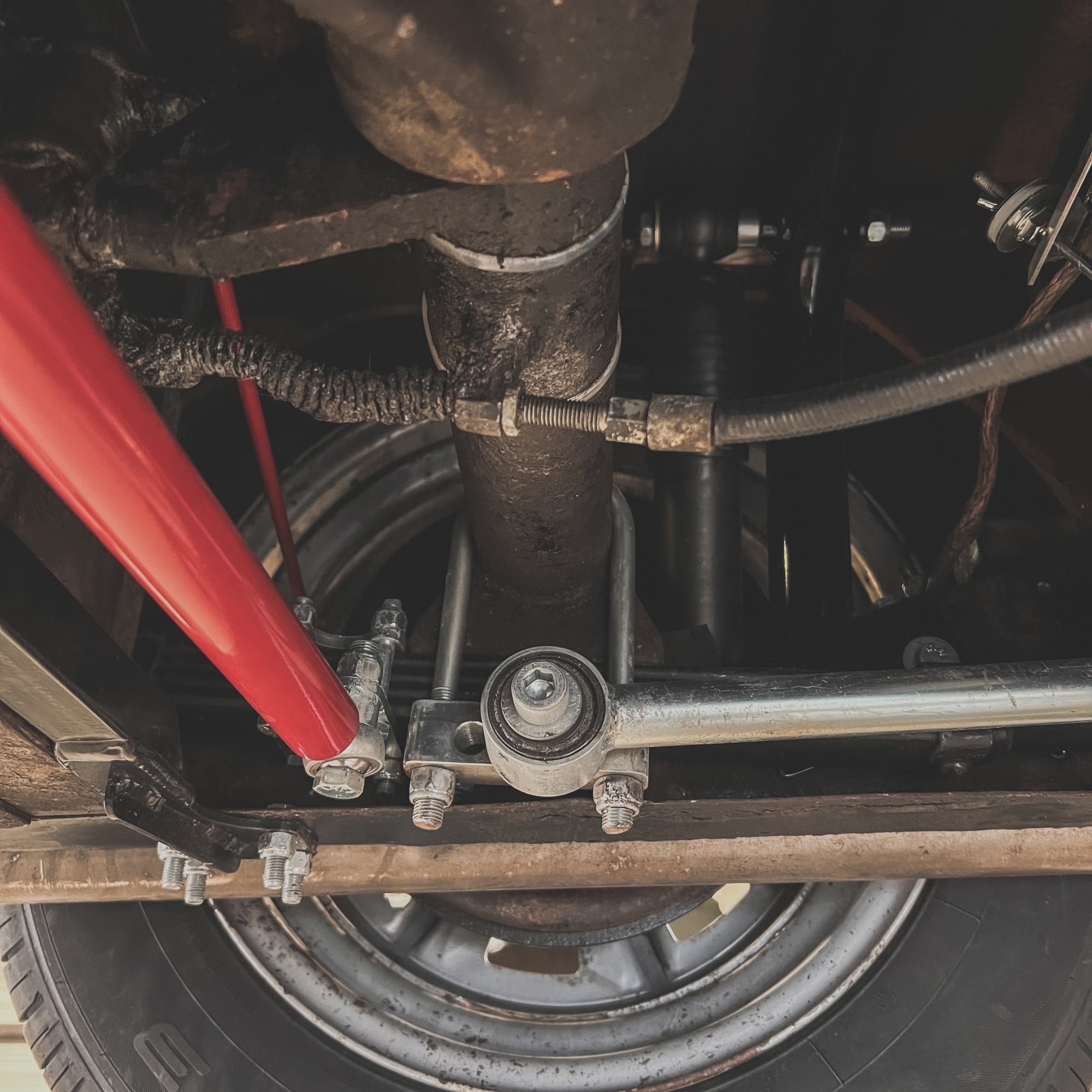 SOLD - Morgan 4/4 1.6 CVH - Sport red