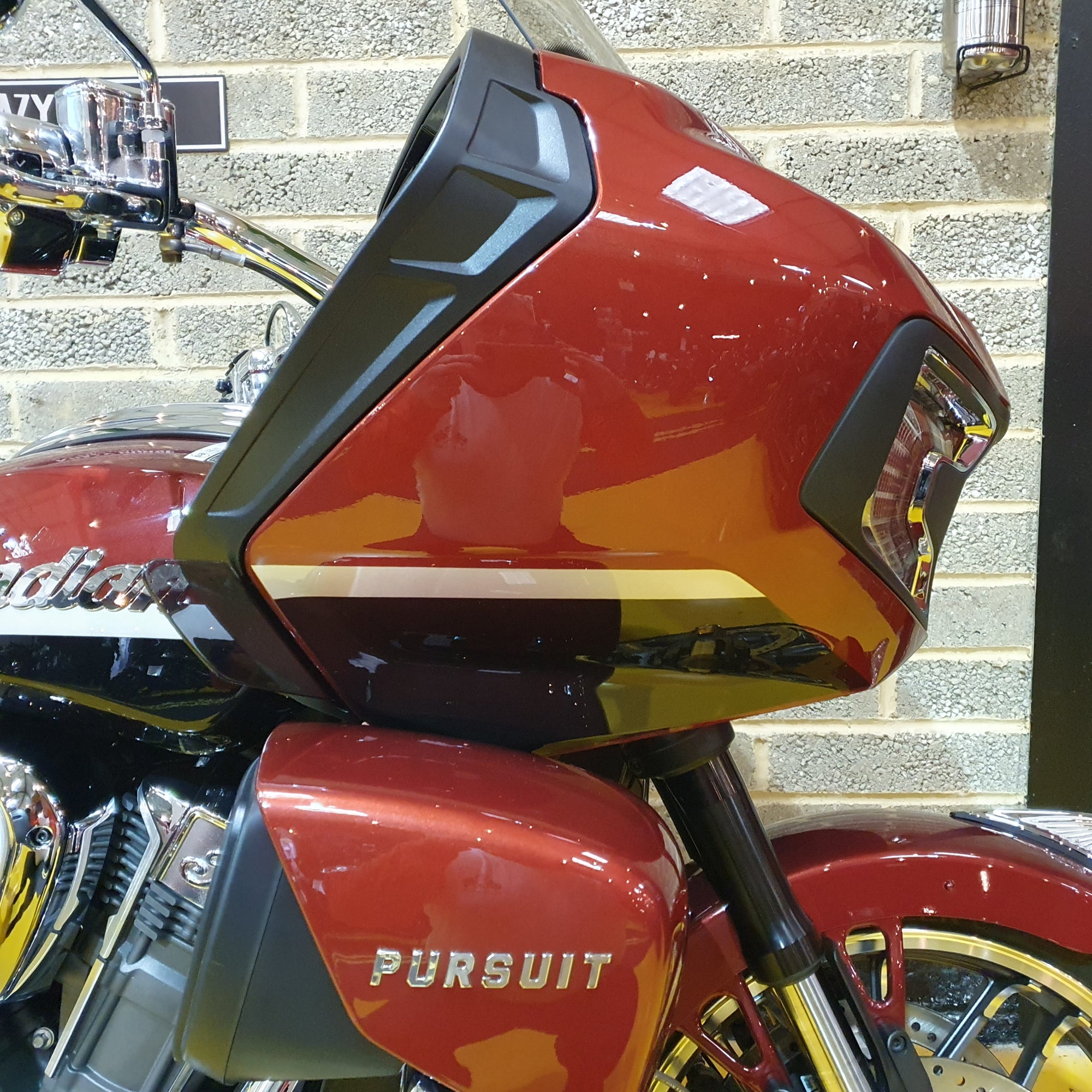 2023 Indian Pursuit Limited ICON - Copper Metallic