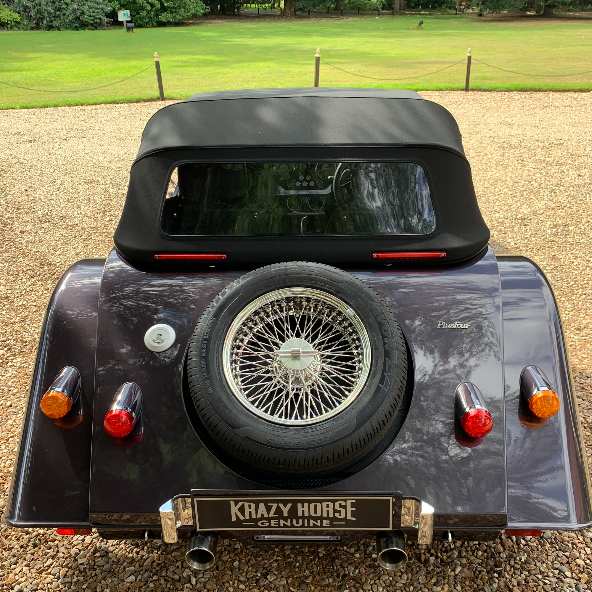 Morgan Plus Four - Metallic Morgan Regal Grey