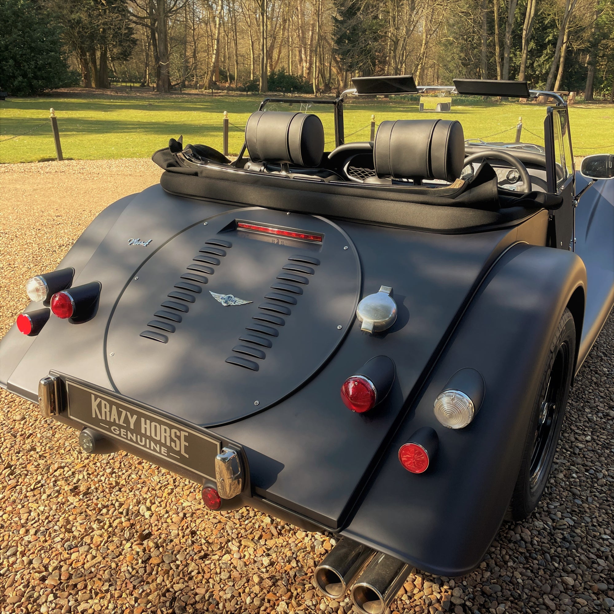 Morgan 2.0 Plus 4 - Red Bull Navy Matt