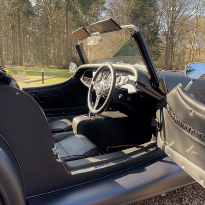 Morgan 2.0 Plus 4 - Red Bull Navy Matt