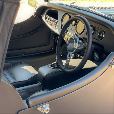 Morgan 2.0 Plus 4 - Red Bull Navy Matt