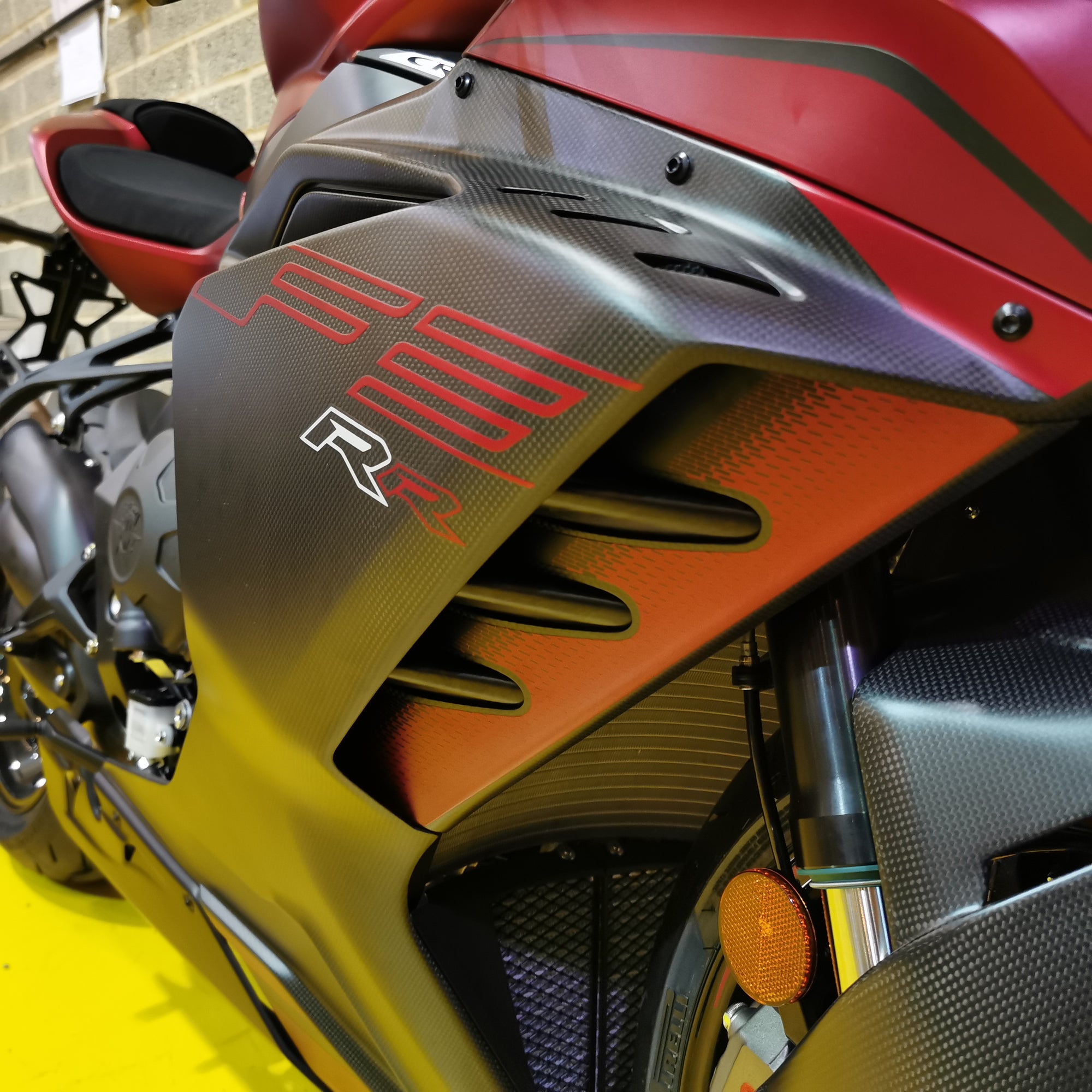 MV Agusta F3 800 RR - Matt Fire Red over Matt Dark Grey