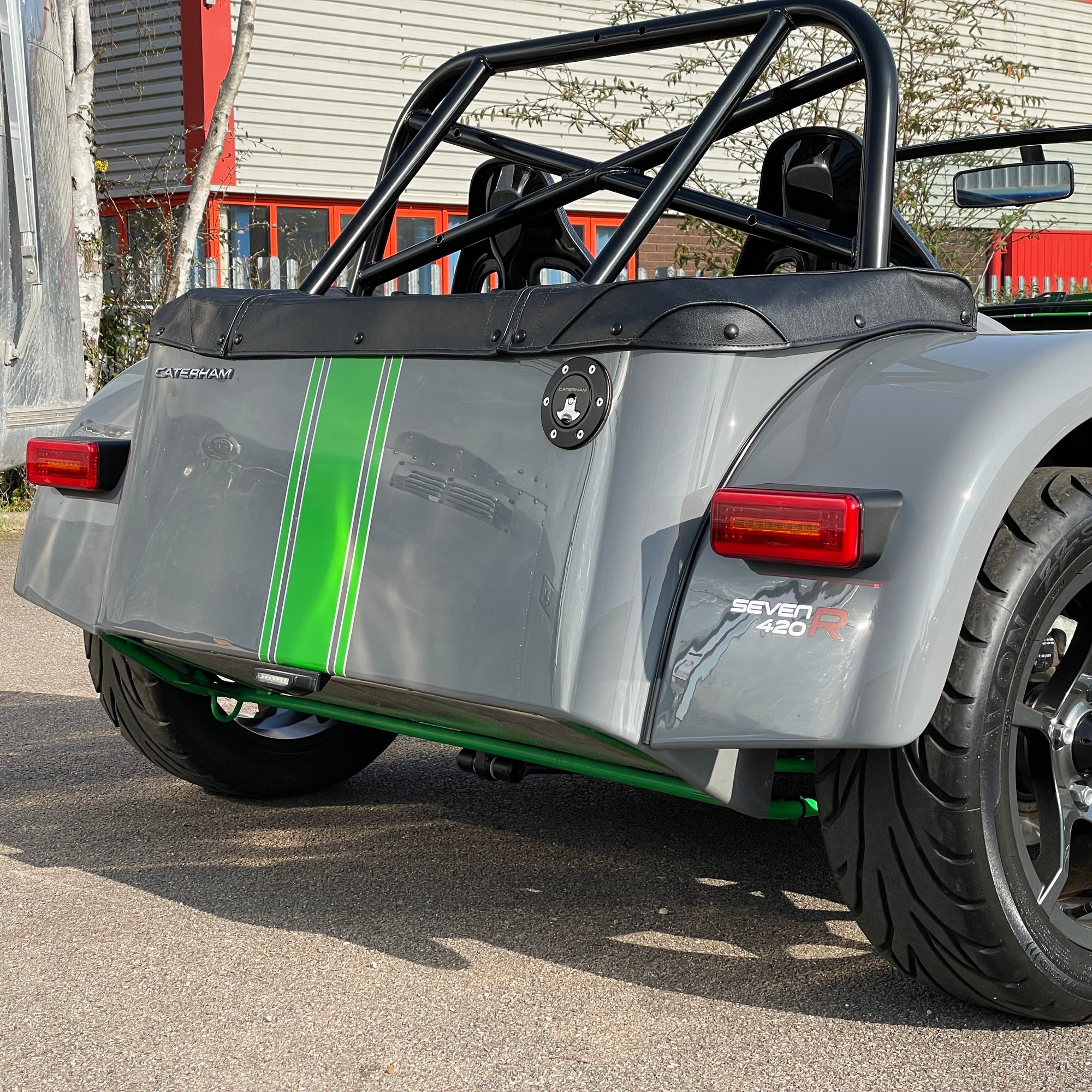 CATERHAM SEVEN 420R LARGE CHASSIS - NARDO GREY WITH BLACK