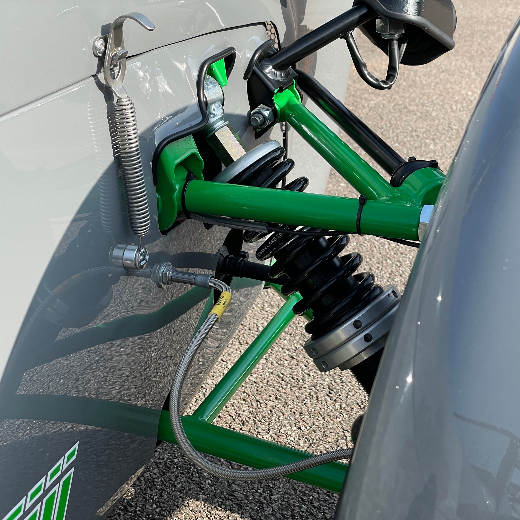 CATERHAM SEVEN 420R LARGE CHASSIS - NARDO GREY WITH BLACK