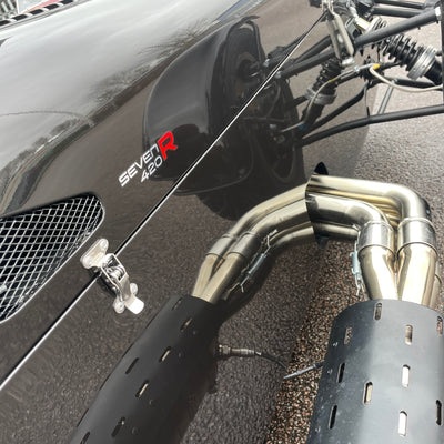 BRAND NEW UNREGISTERED CATERHAM SEVEN 420R - GRAVITY BLACK WITH BLACK