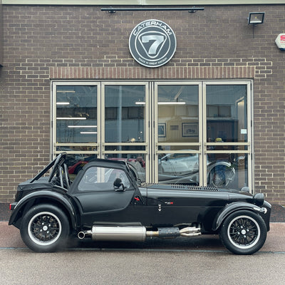 BRAND NEW UNREGISTERED CATERHAM SEVEN 420R - GRAVITY BLACK WITH BLACK