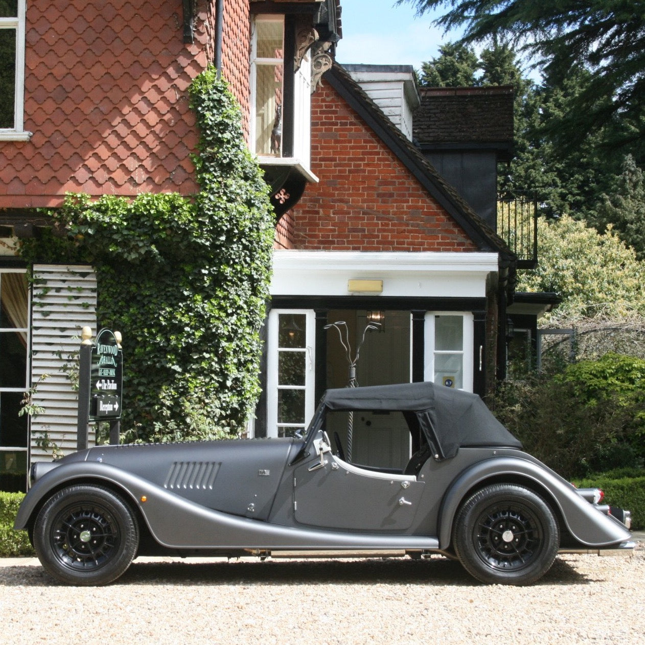 Roadster 3.7 V6 Manual - Satin Silverstone Track Grey