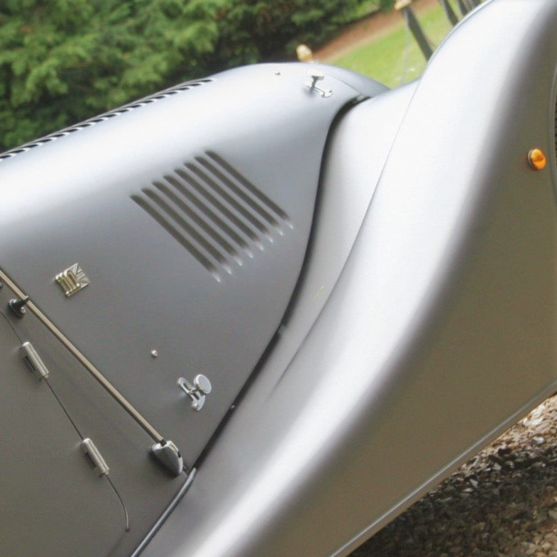 Roadster 3.7 V6 Manual - Satin Silverstone Track Grey