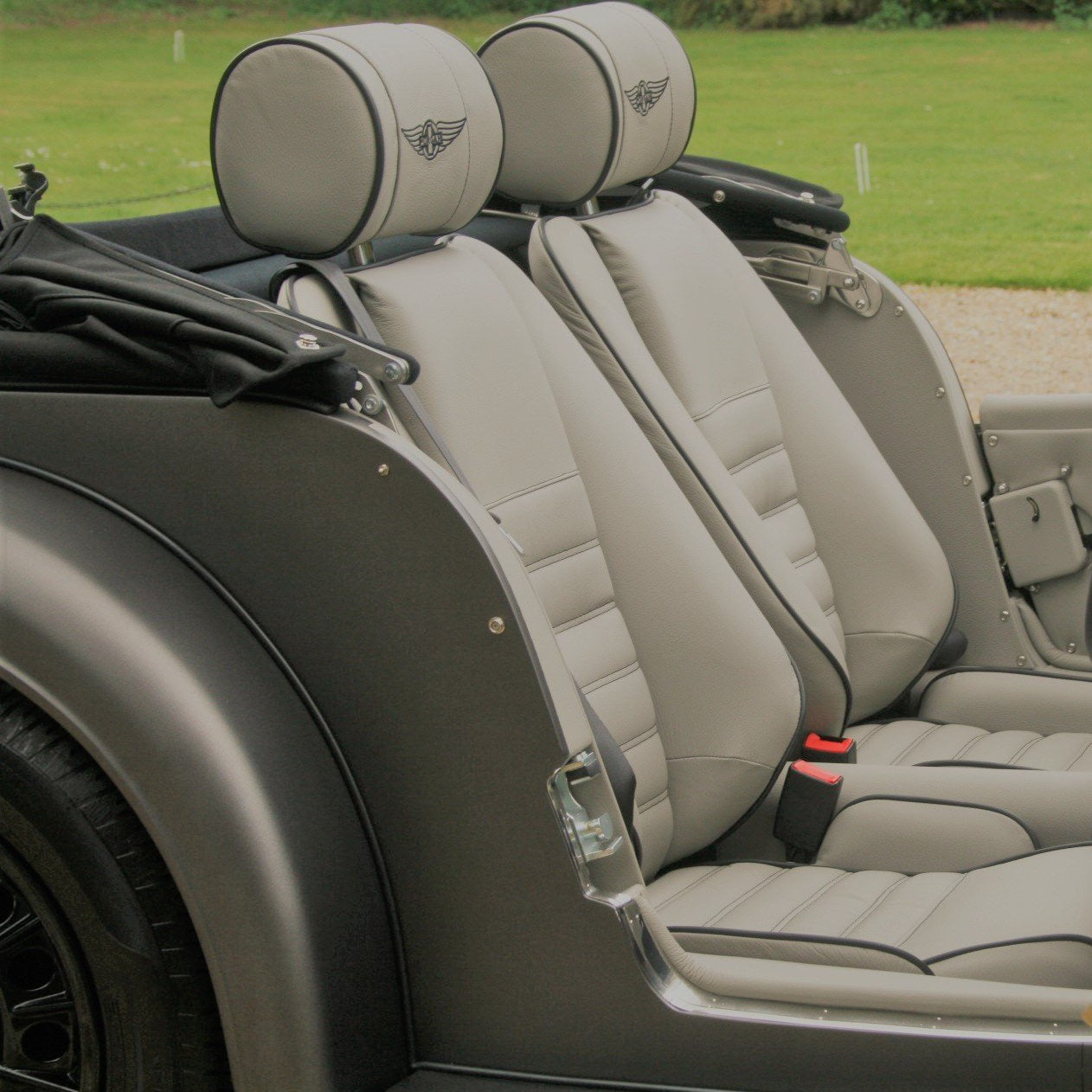 Roadster 3.7 V6 Manual - Satin Silverstone Track Grey