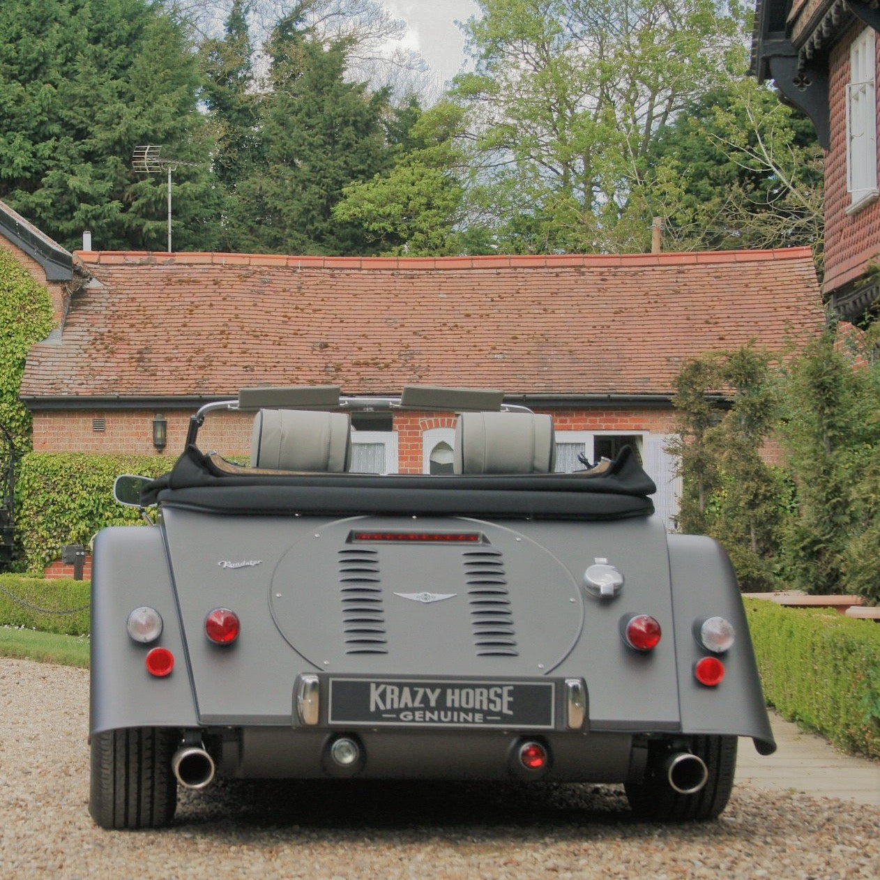 Roadster 3.7 V6 Manual - Satin Silverstone Track Grey