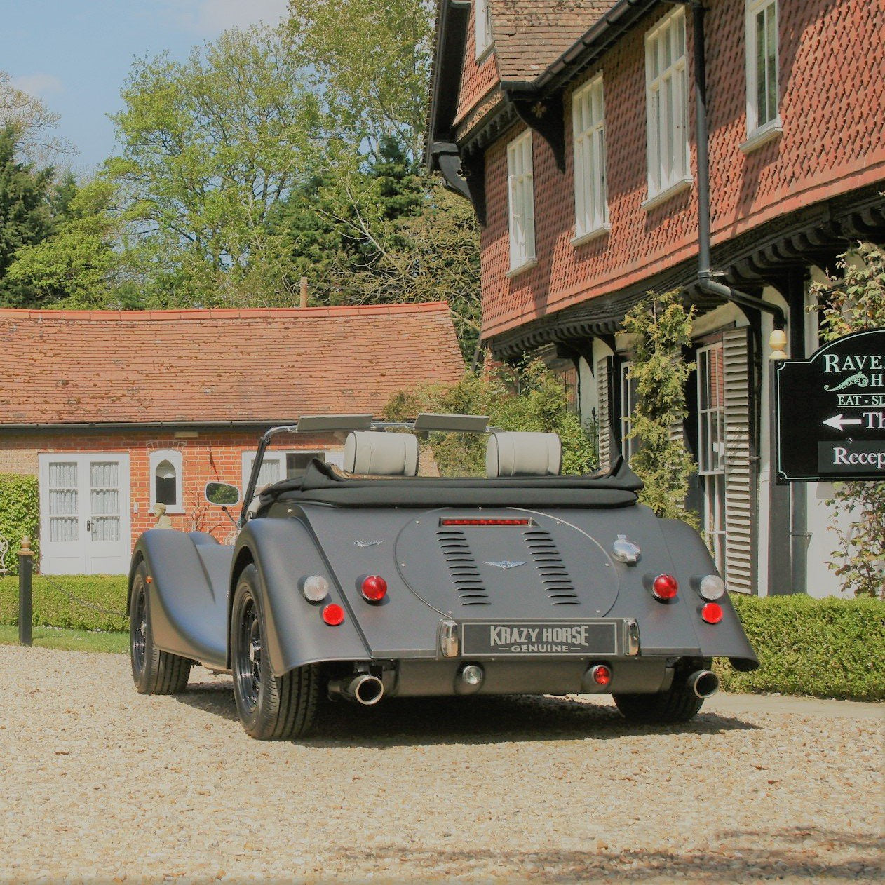 Roadster 3.7 V6 Manual - Satin Silverstone Track Grey