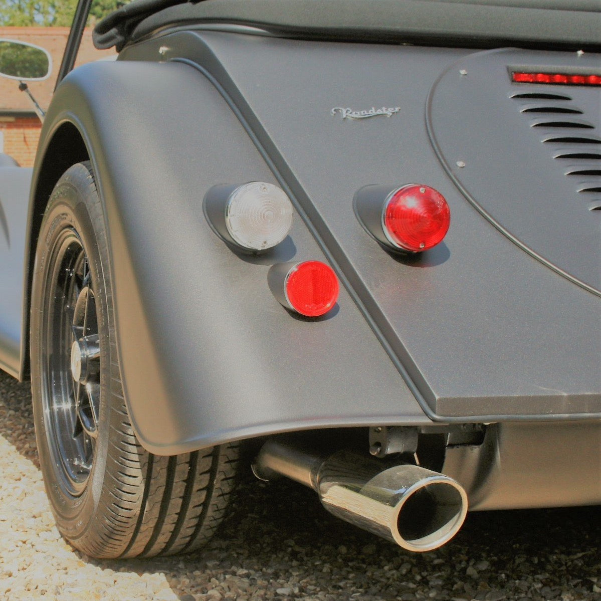 Roadster 3.7 V6 Manual - Satin Silverstone Track Grey