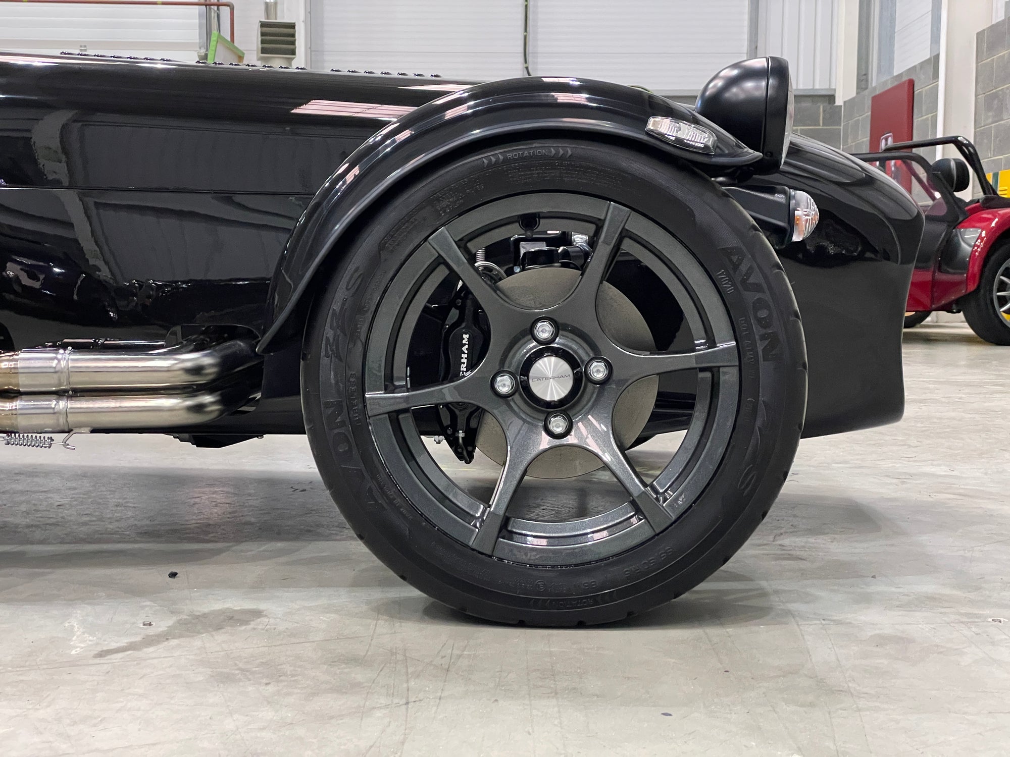 SOLD - CATERHAM SEVEN 420R LARGE CHASSIS - GRAVITY BLACK WITH BLACK