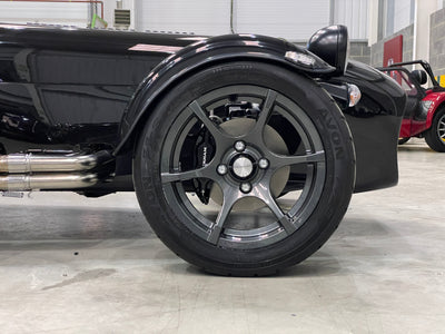 SOLD - CATERHAM SEVEN 420R LARGE CHASSIS - GRAVITY BLACK WITH BLACK