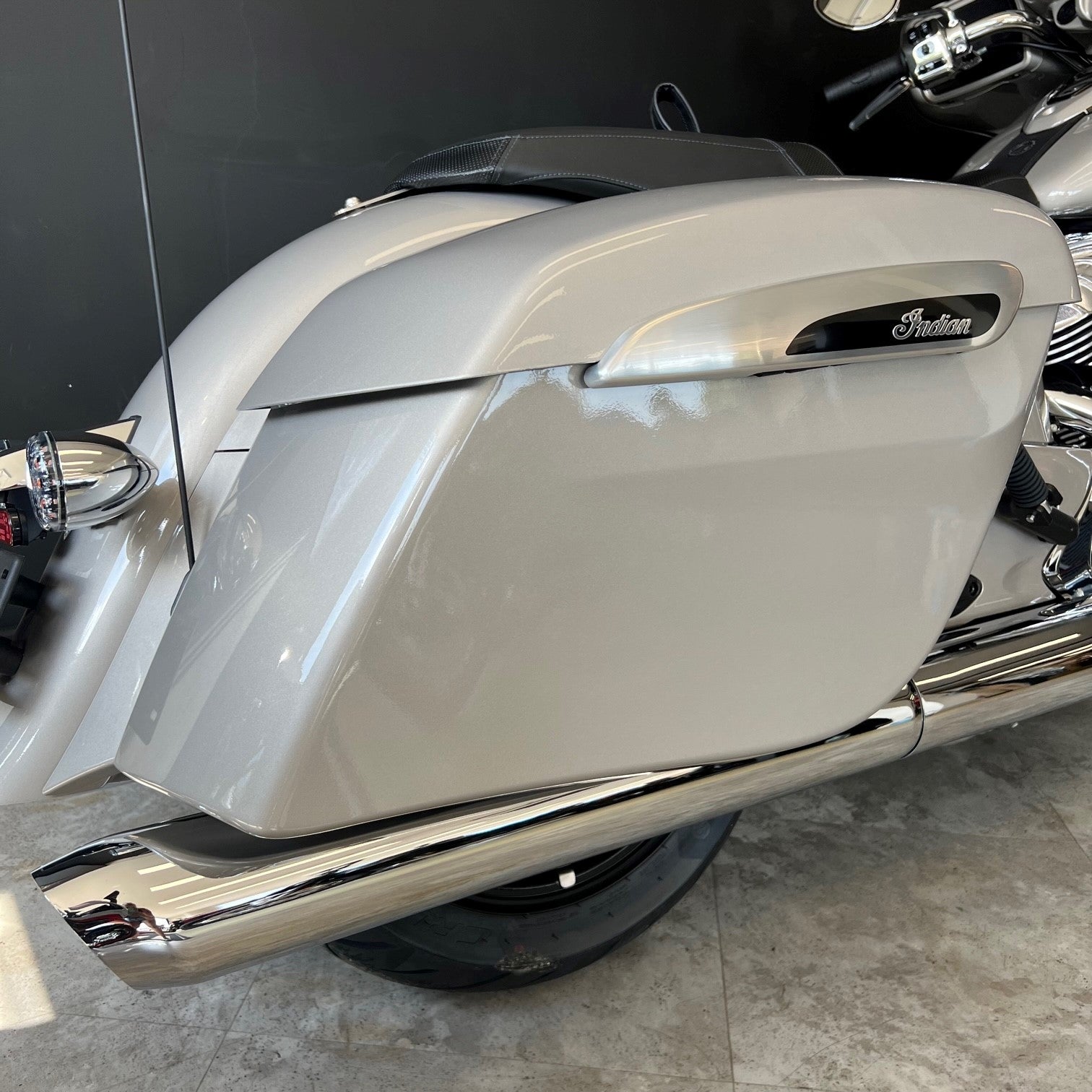 Indian Chieftain Limited - Silver Quarts Metallic