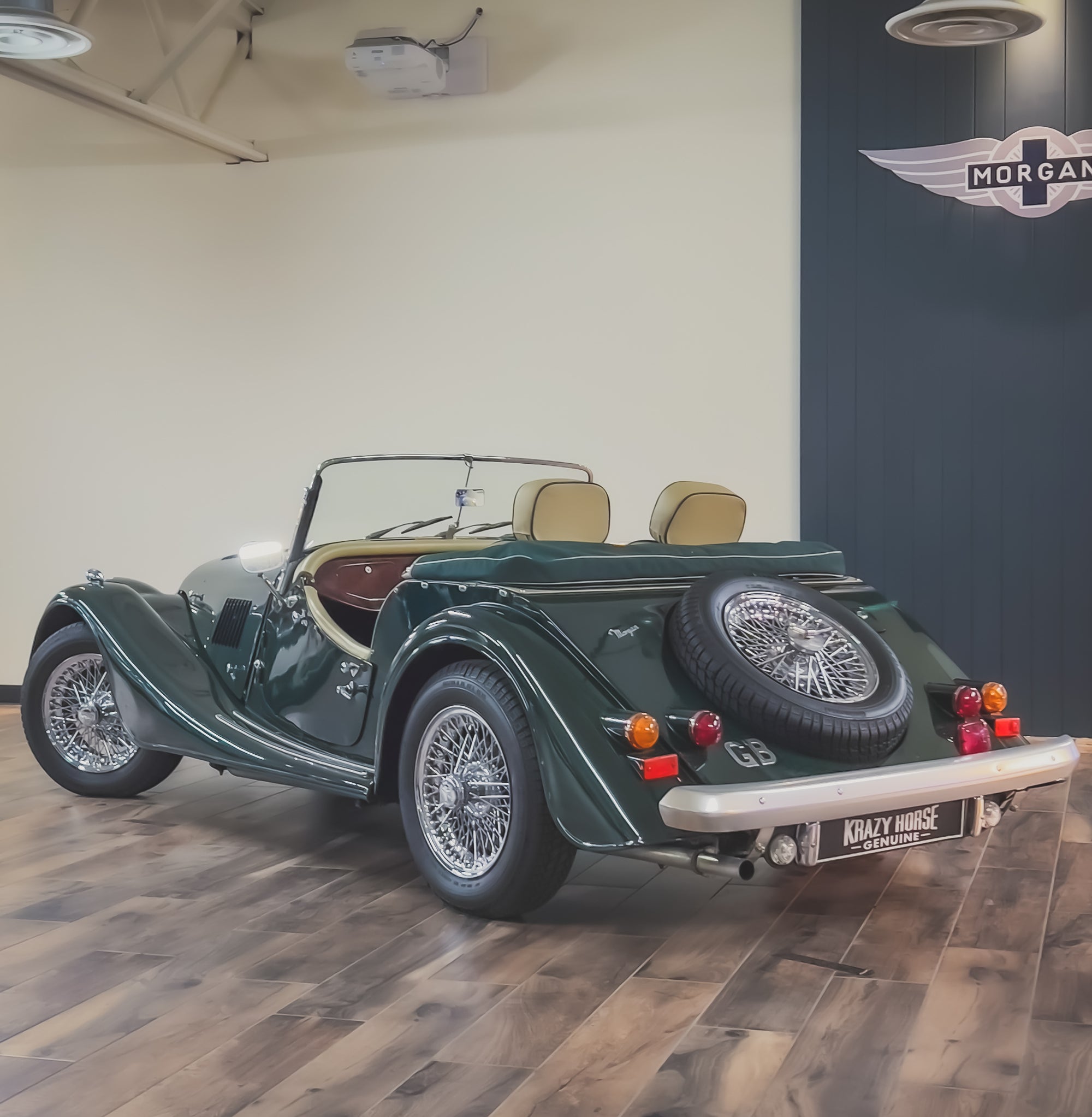 Morgan 4/4 1.6 Ford - Morgan Classic Old English White