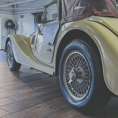 Morgan 4/4 1.8 Twin Cam 16v Ford Z-tec - Morgan Classic Sport Ivory