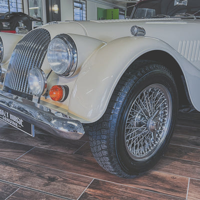 Morgan 4/4 1.8 Twin Cam 16v Ford Z-tec - Morgan Classic Sport Ivory