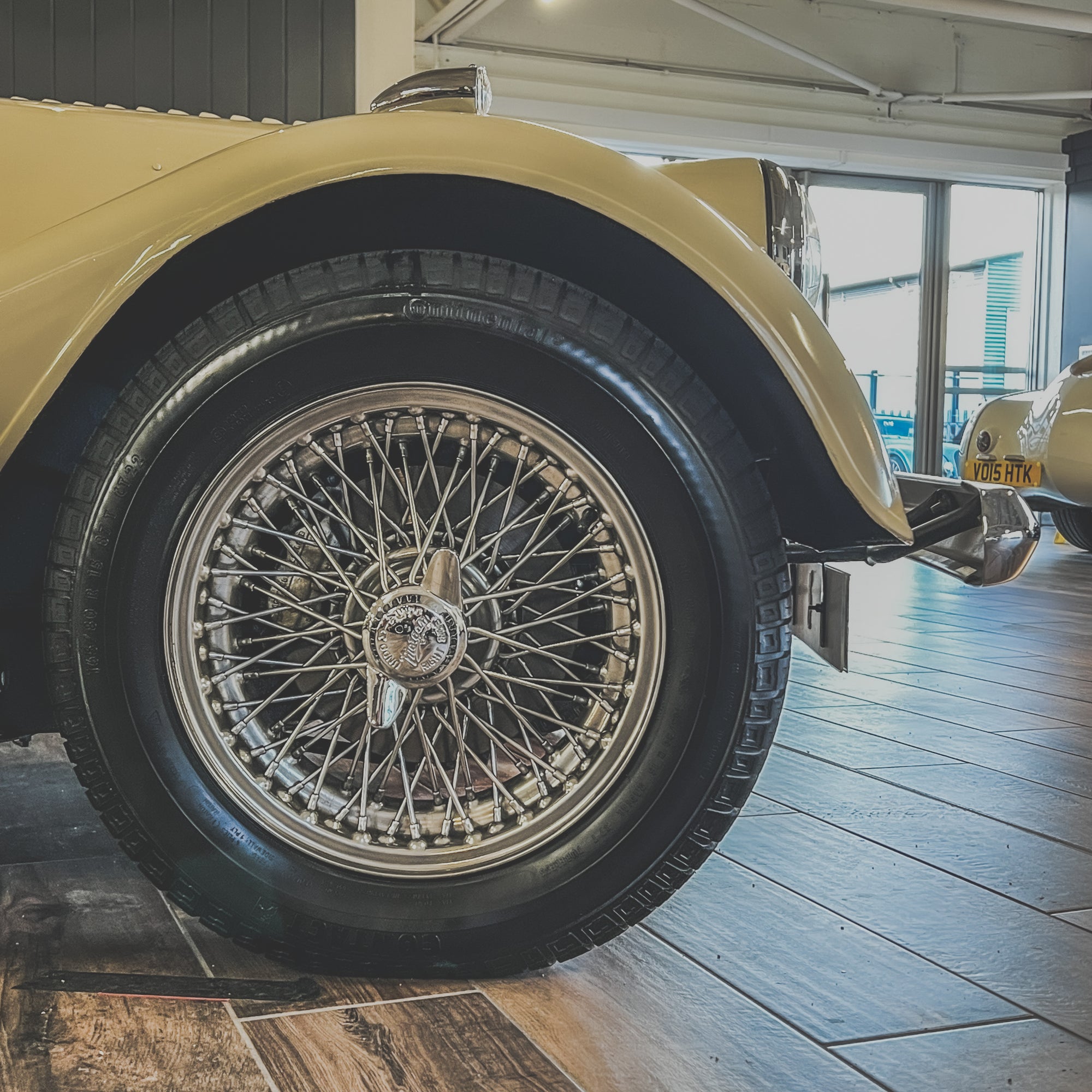 Morgan 4/4 1.8 Twin Cam 16v Ford Z-tec - Morgan Classic Sport Ivory