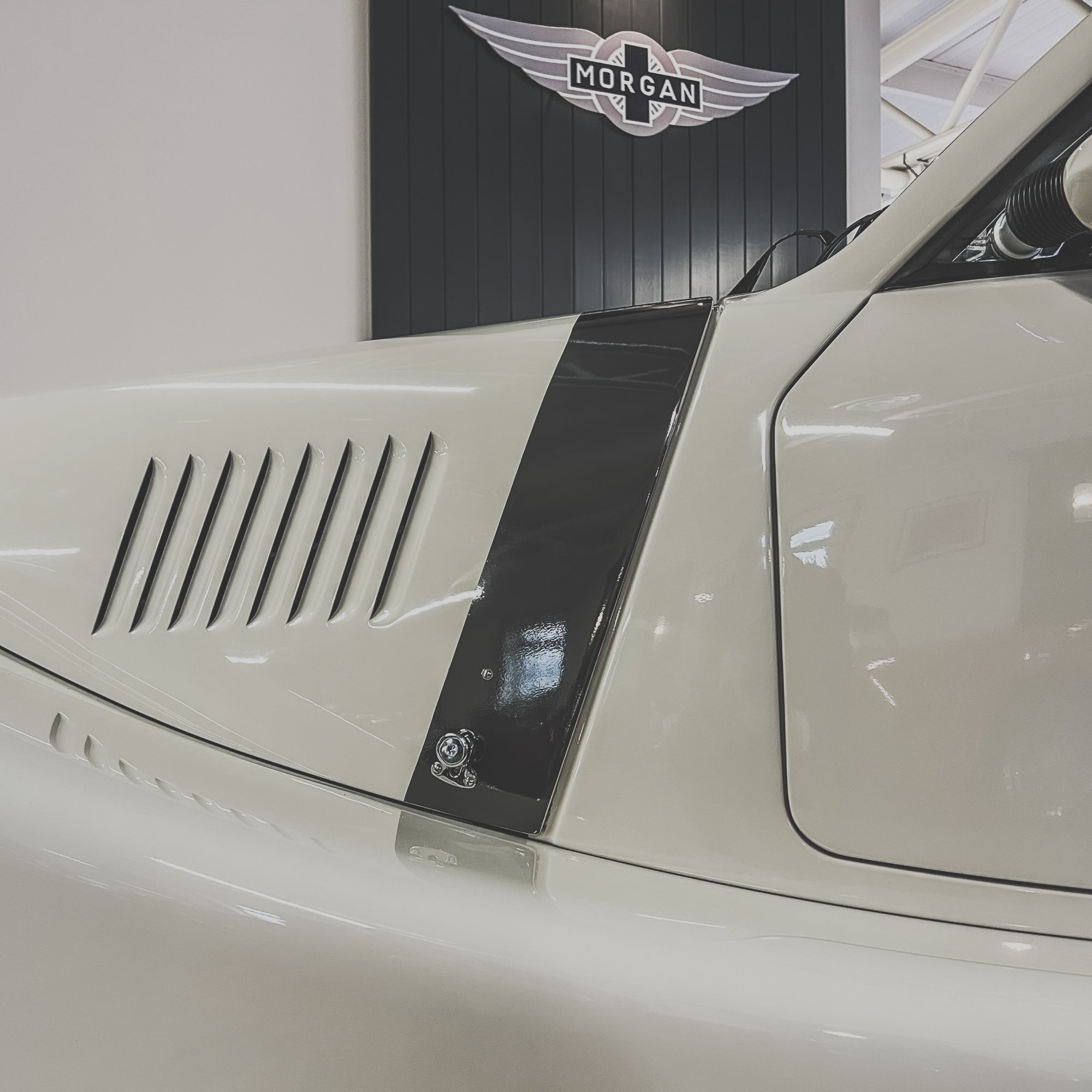 Morgan Aero Coupe 4.8 V8 No. 31 of Only 38 Ever Made - Porsche Heron White