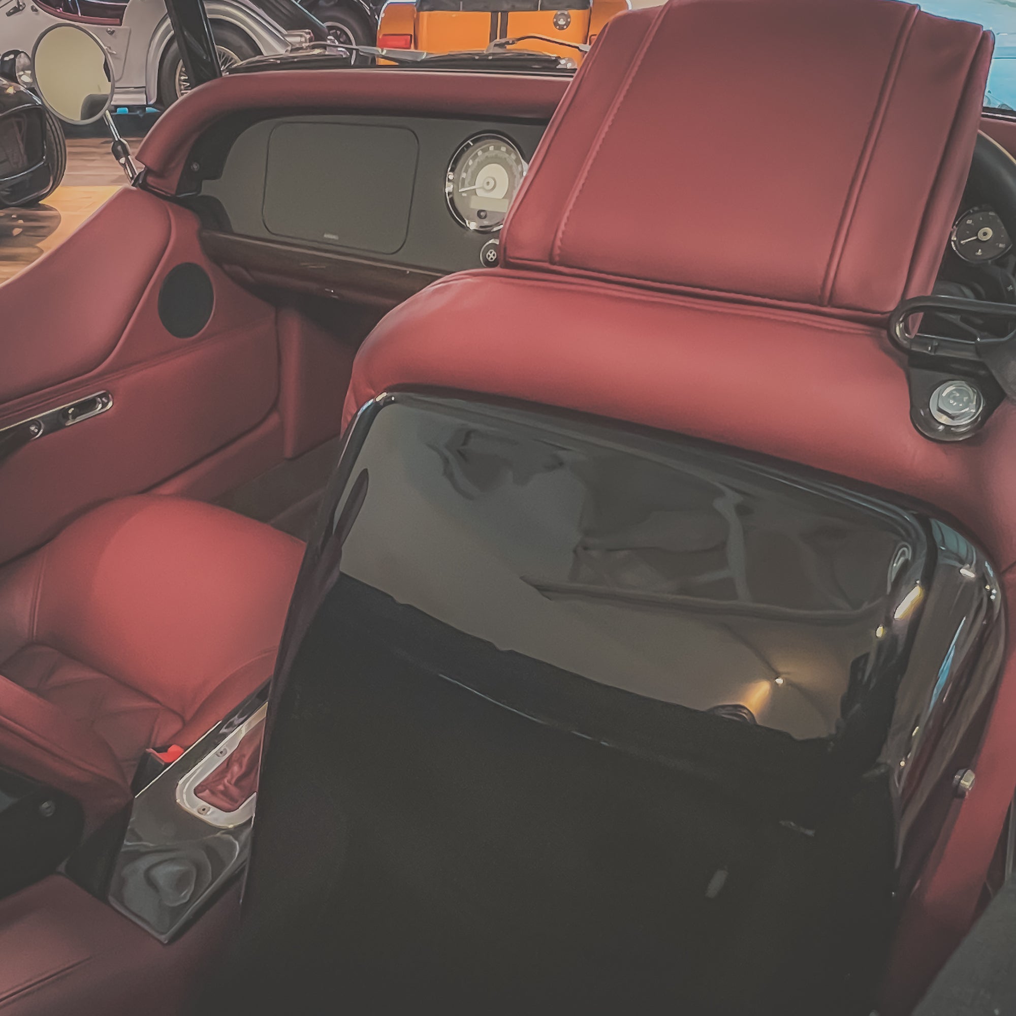 Morgan 23 Plus Four Auto - Midnight Emerald Green