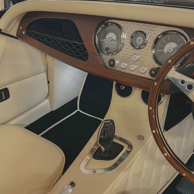 Morgan Plus Four Automatic - Classic Ferrari Midnight Blue