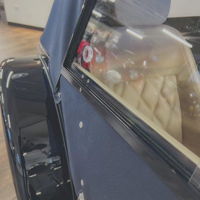 Morgan Plus Four Automatic - Classic Ferrari Midnight Blue