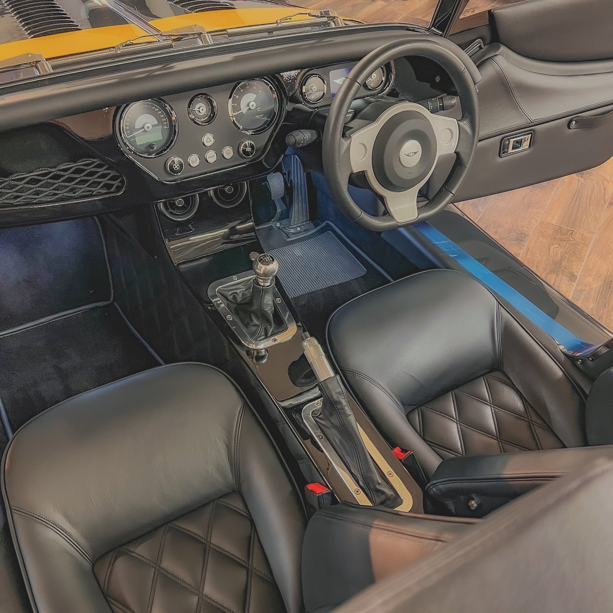 Morgan Plus Four 2022 - BMW Dravit Grey Metallic