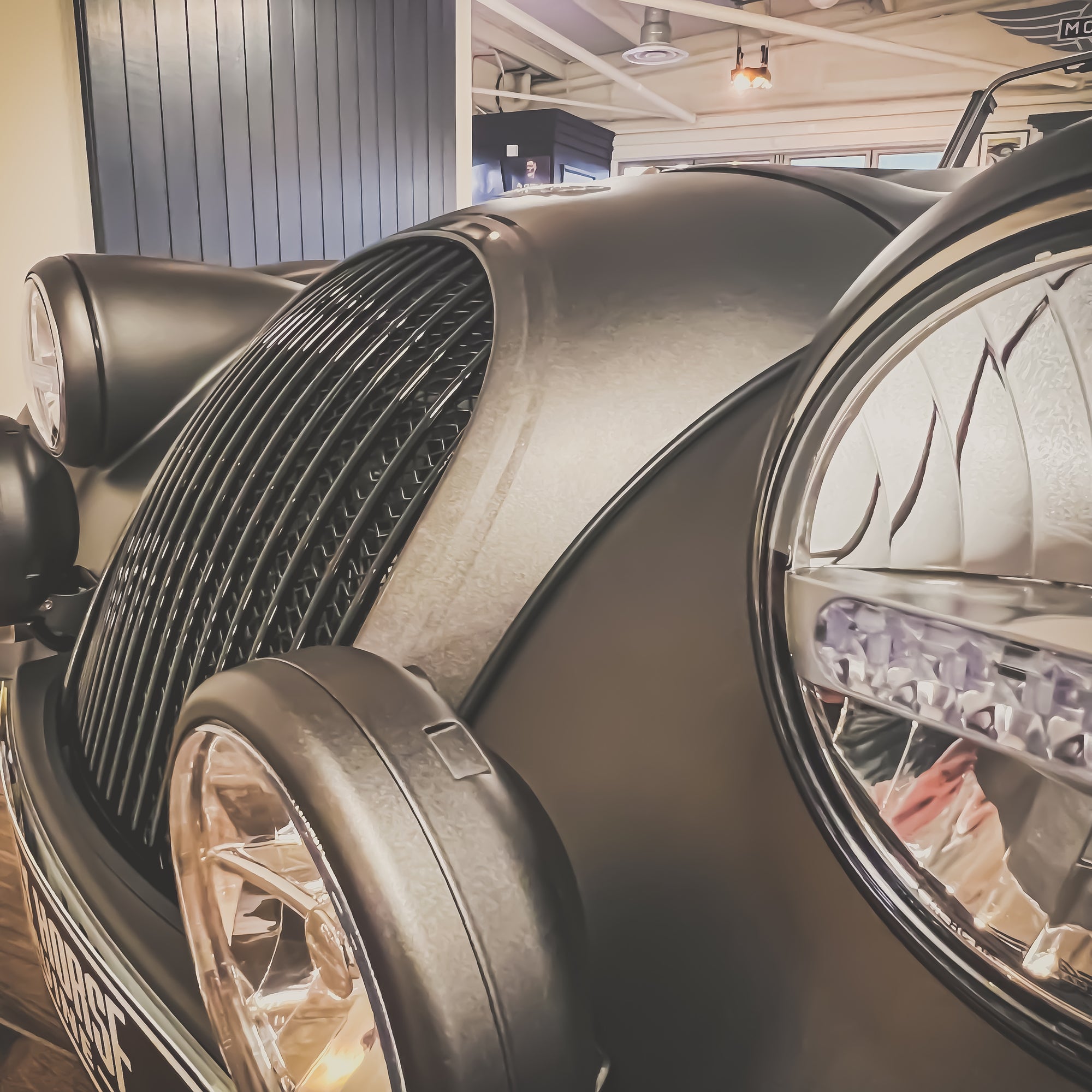 SOLD - Morgan Plus Six - Hammerhead Grey