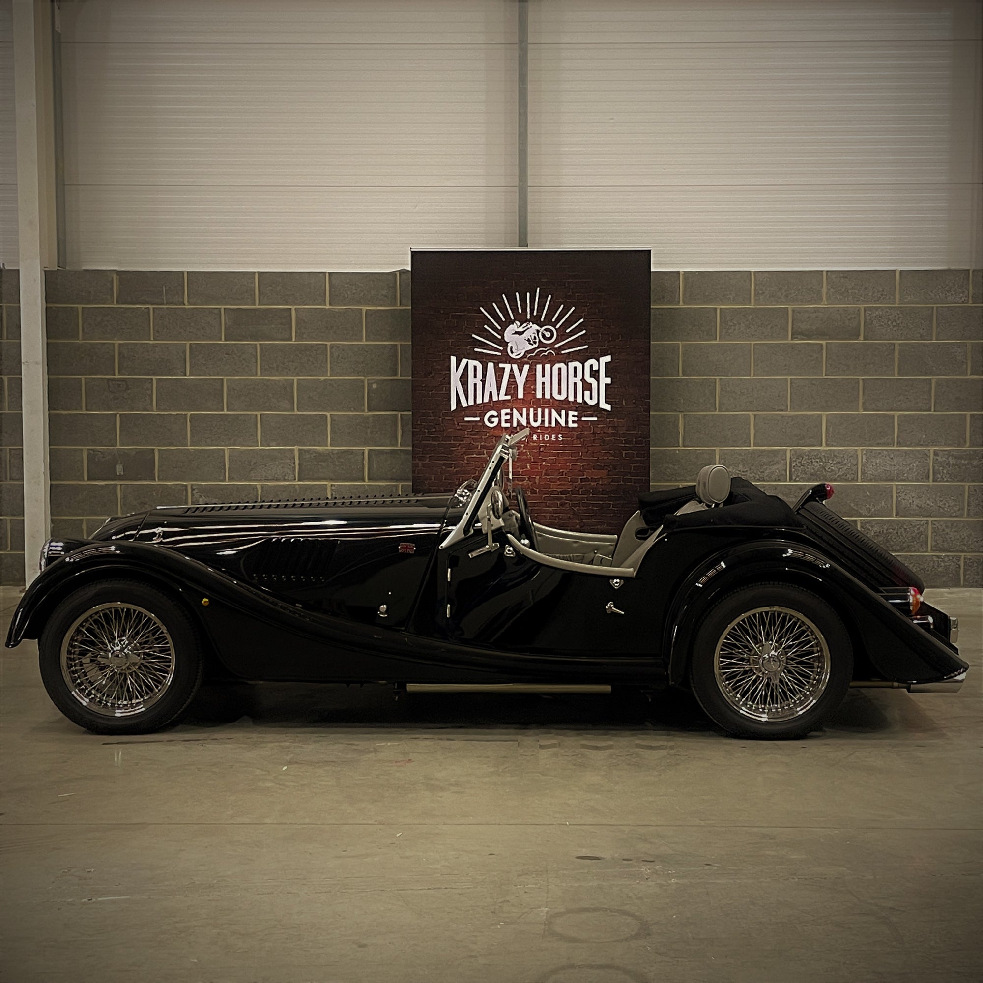 Morgan Roadster 3.7 V6 280 BHP - Sport Black