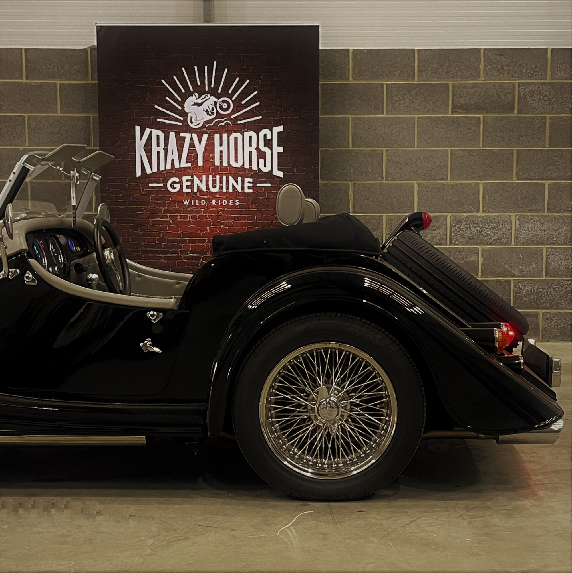 Morgan Roadster 3.7 V6 280 BHP - Sport Black