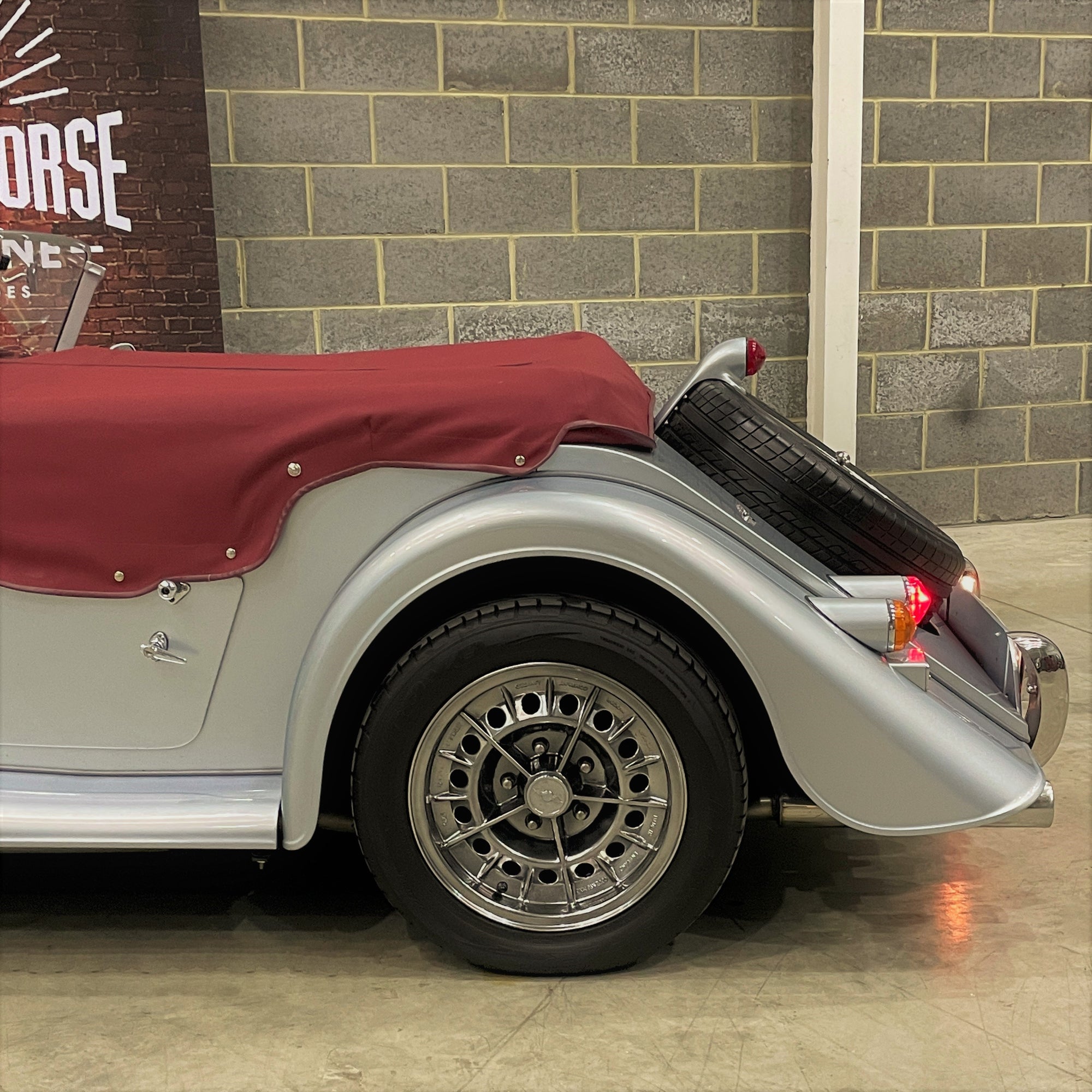 Morgan Roadster 3.0 V6 225 BHP - Floret Silver