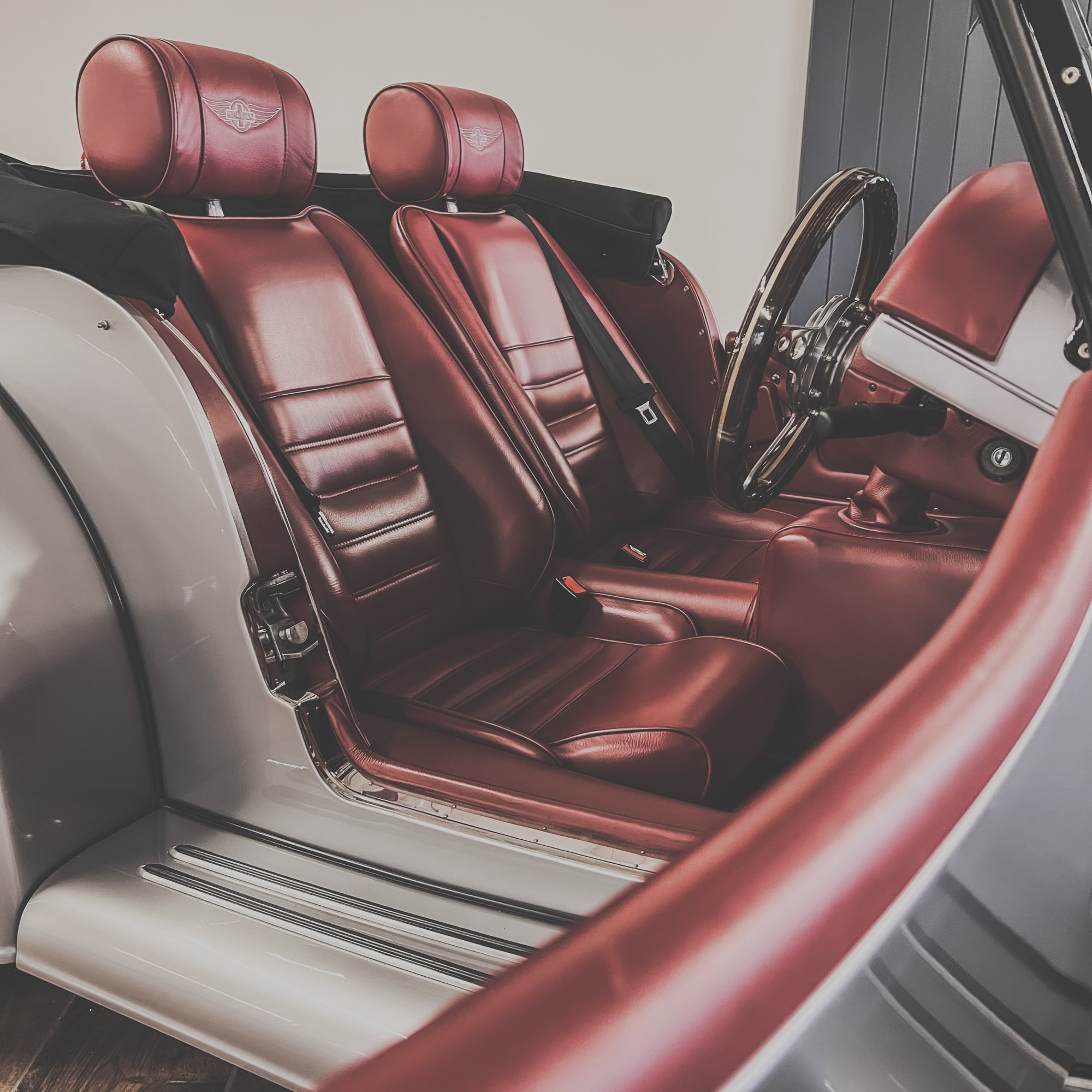 Morgan Roadster 3.7 V6 300 BHP - Porsche GT Silver