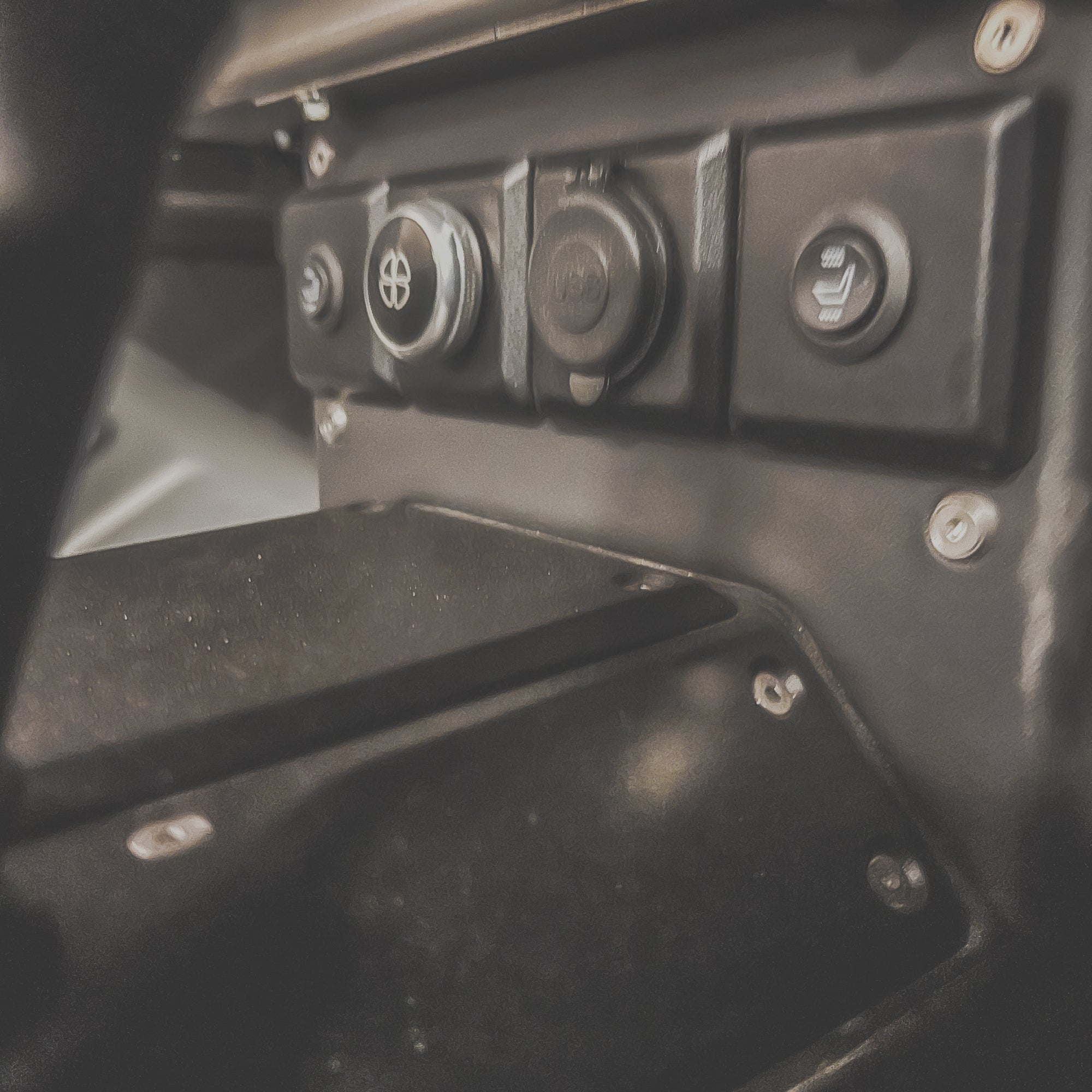 Morgan Super 3 - Yas Marina Blue