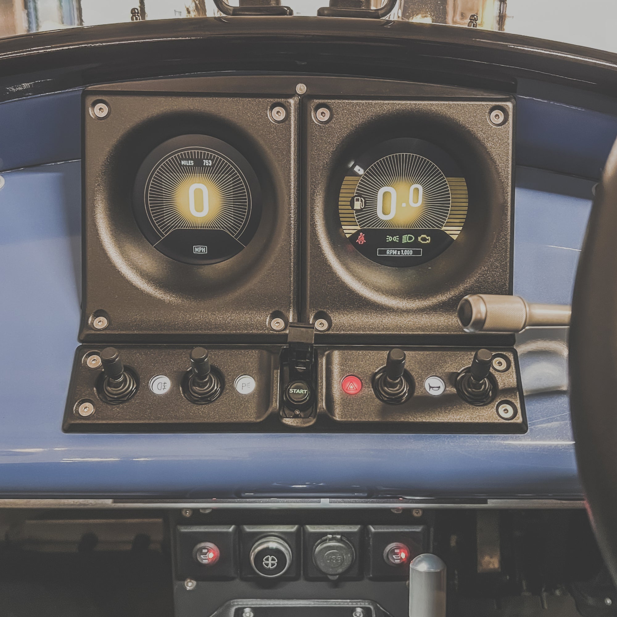 Morgan Super 3 - Yas Marina Blue