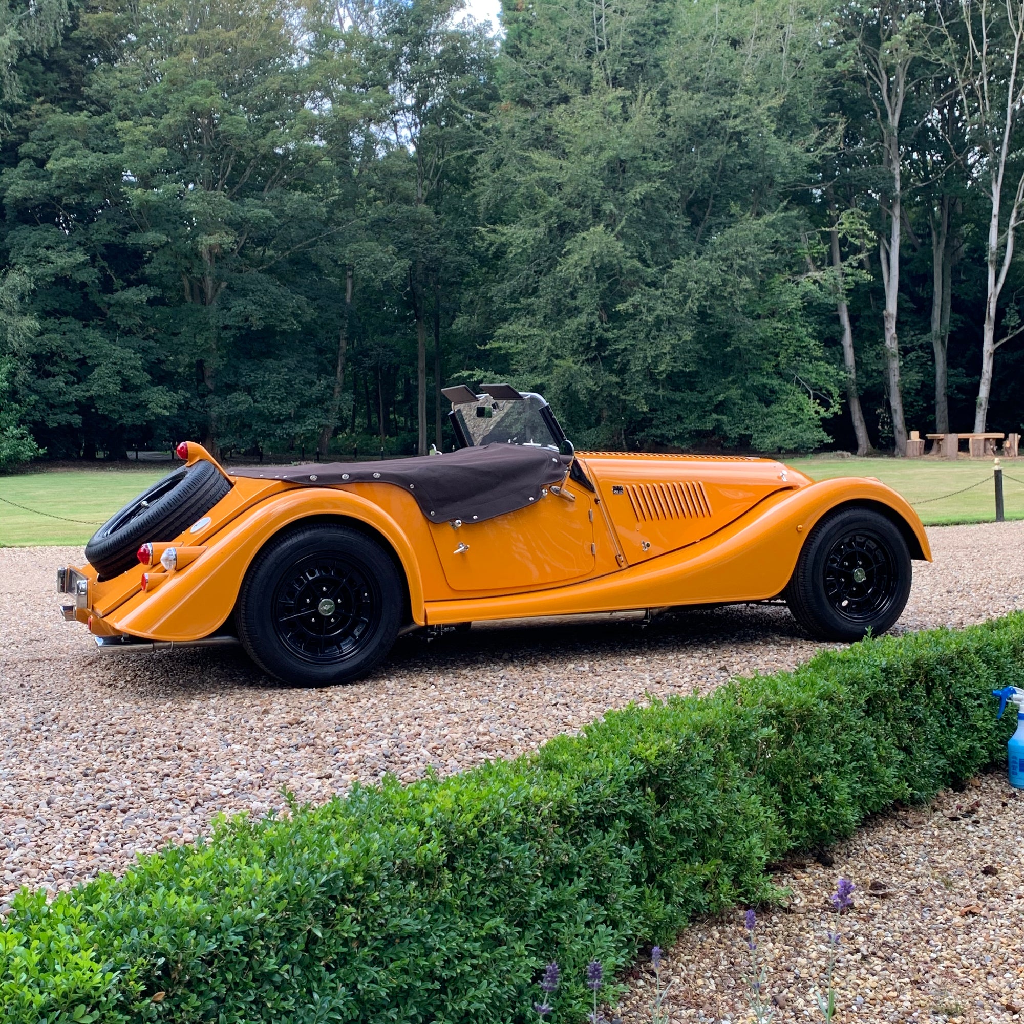 MORGAN ROADSTER 3.7 V6 286 BHP - MORGAN CLASSIC ORANGE