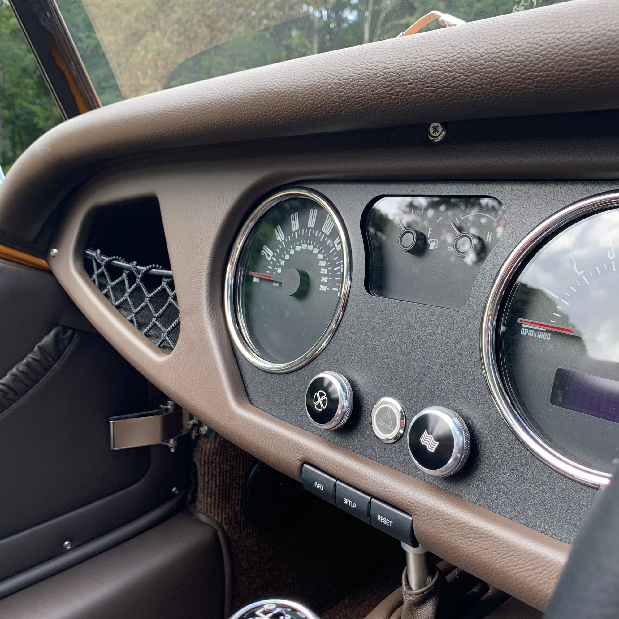 MORGAN ROADSTER 3.7 V6 286 BHP - MORGAN CLASSIC ORANGE