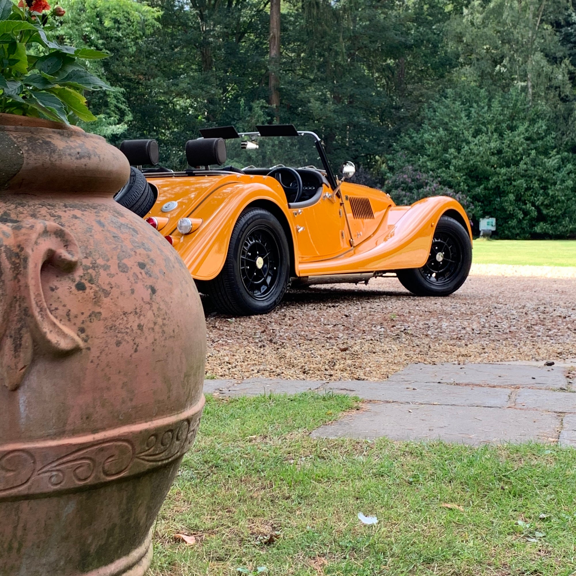 MORGAN ROADSTER 3.7 V6 286 BHP - MORGAN CLASSIC ORANGE