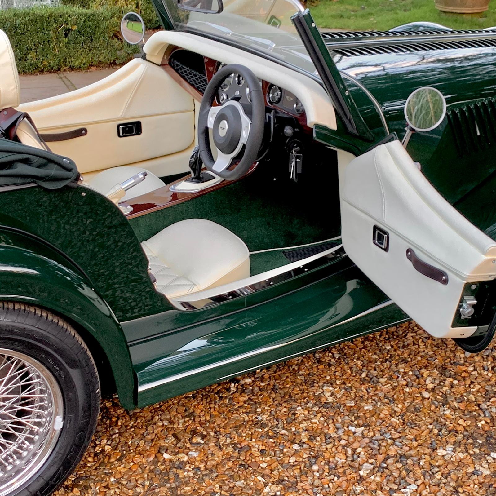 Morgan Plus Four 2.0 - Morgan Sports Green