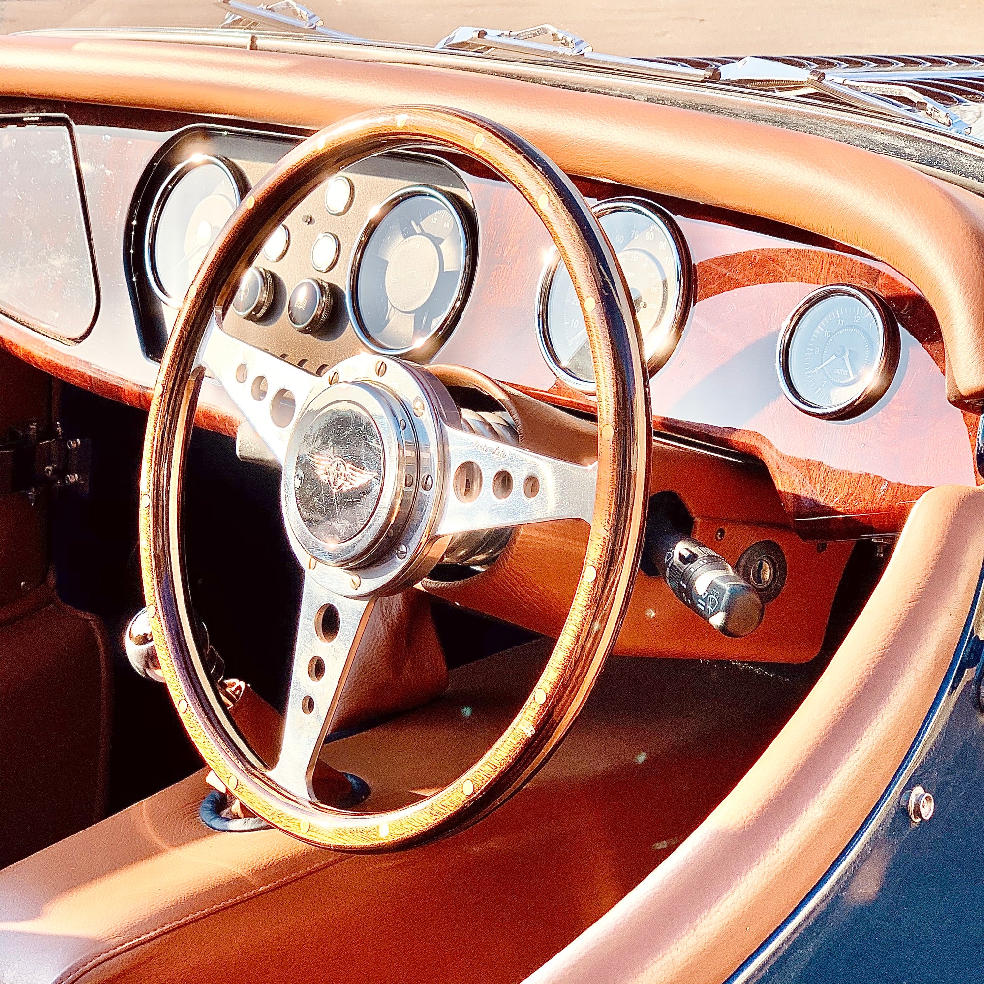 SOLD - Morgan 4/4 1.6 Sigma - Sport Blue