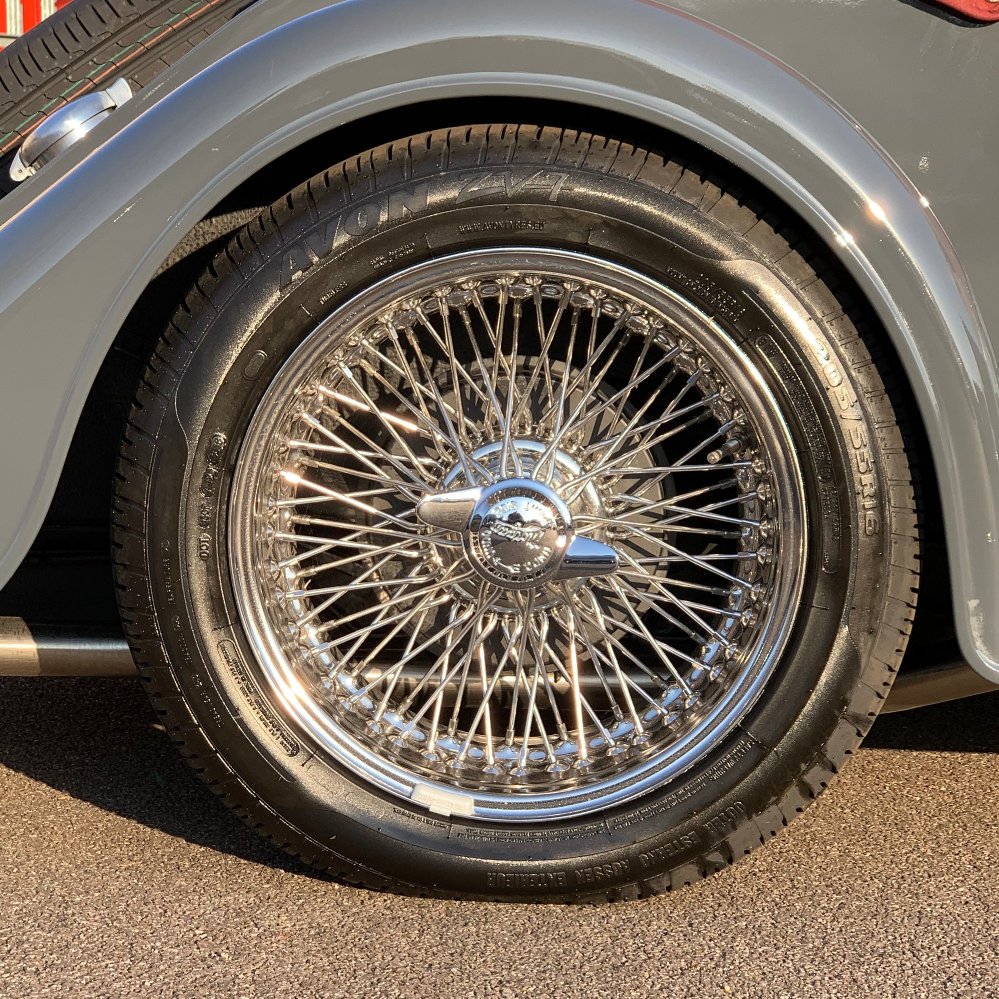 SOLD - Morgan Roadster 3.7 - Classic Dark Grey