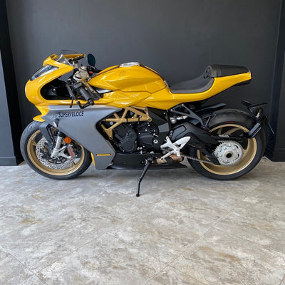 MV-AGUSTA-SUPERVELOCE -E5-METALLIC-YELLOW-MATT-METALLIC-GRAPHITE