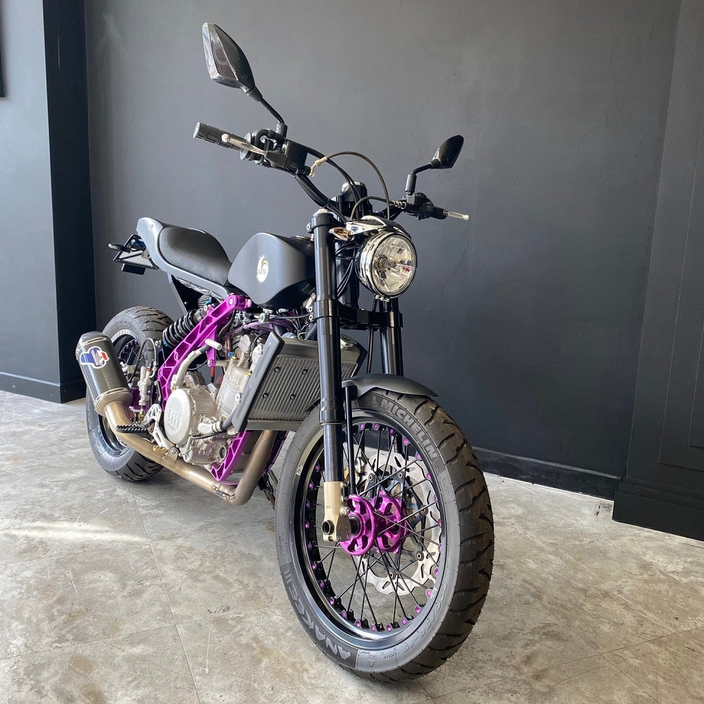 Zaeta 530 DT – Anodised Purple- Matte Black