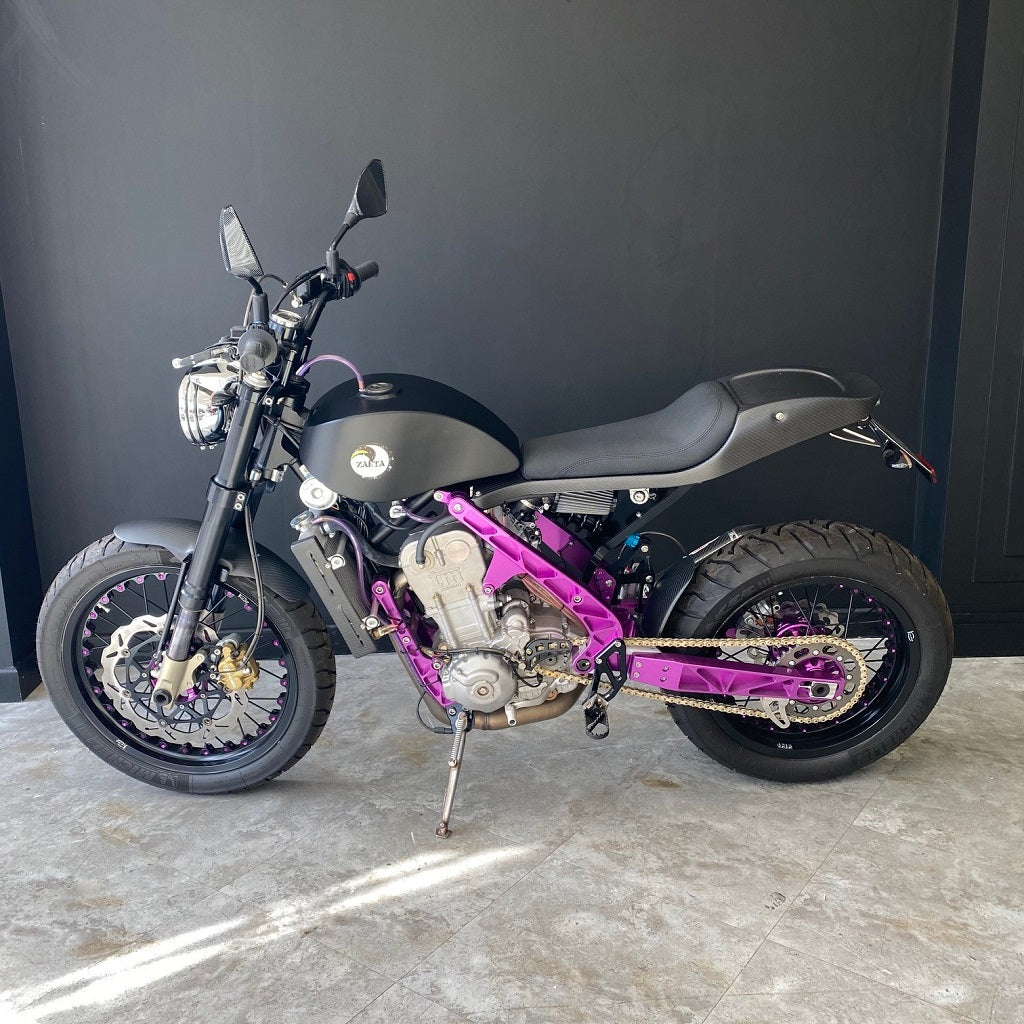 Zaeta 530 DT – Anodised Purple- Matte Black