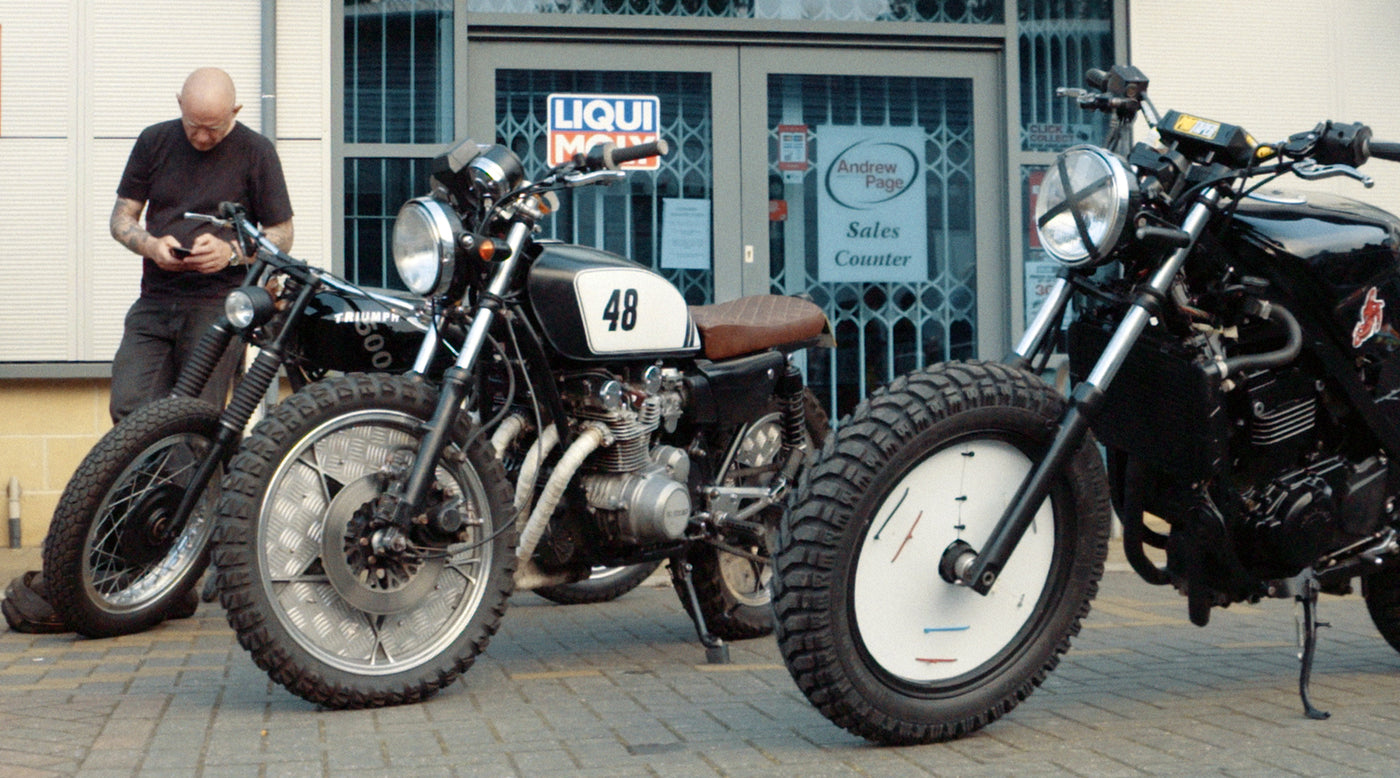 LATE NIGHTS BURY - FLAT TRACK