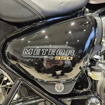 Royal Enfield Meteor 350 - Aurora Black