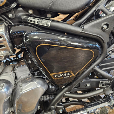 ROYAL ENFIELD CLASSIC 650 -  Black/Chrome